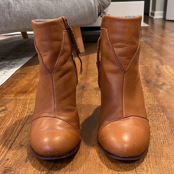 Toms Shoes - ✨Toms Booties